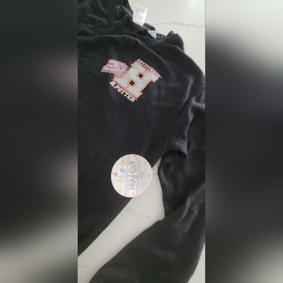 Black Harry Potter Gryffindor Sweatshirt - Picture 4 of 5